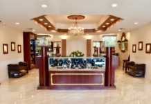 Devon’s Diamonds & Decor